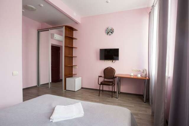 Гостиница Бригантина Хабаровск-95